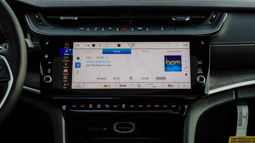 New 2026 Jeep Grand Cherokee Limited AWD/4WD image 17