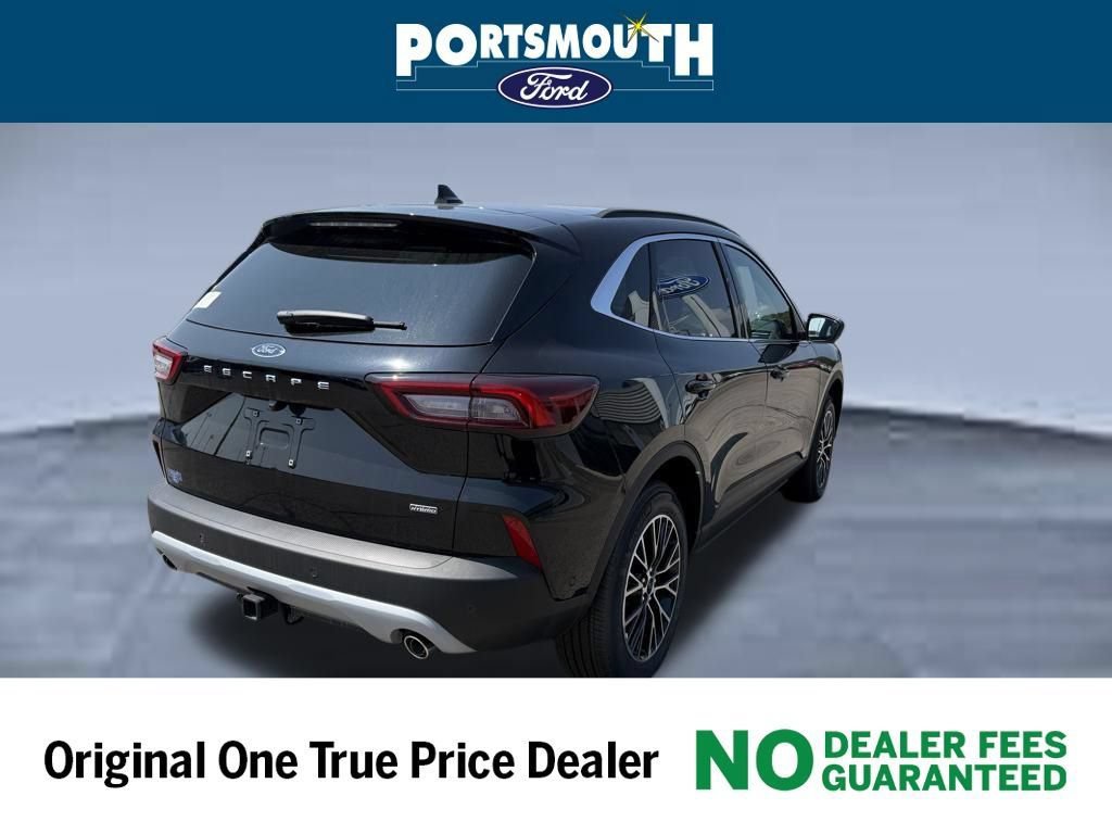 New 2024 Ford Escape SE w/ PHEV Premium Package FWD image 33