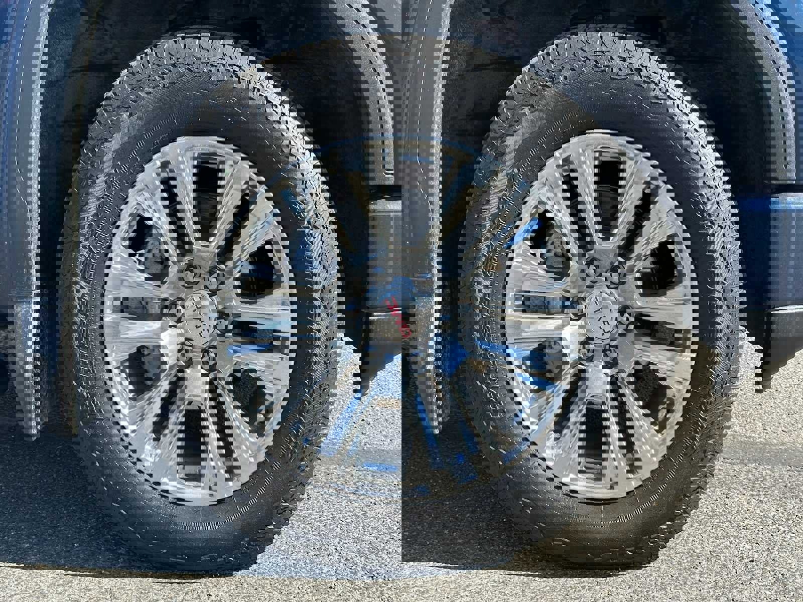 Used 2023 GMC Sierra 1500 Denali w/ Technology Package image 9