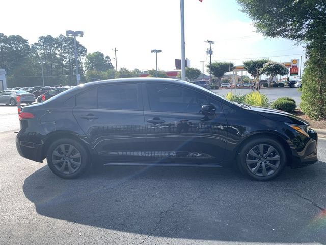 Used 2026 Toyota Corolla LE FWD image 9
