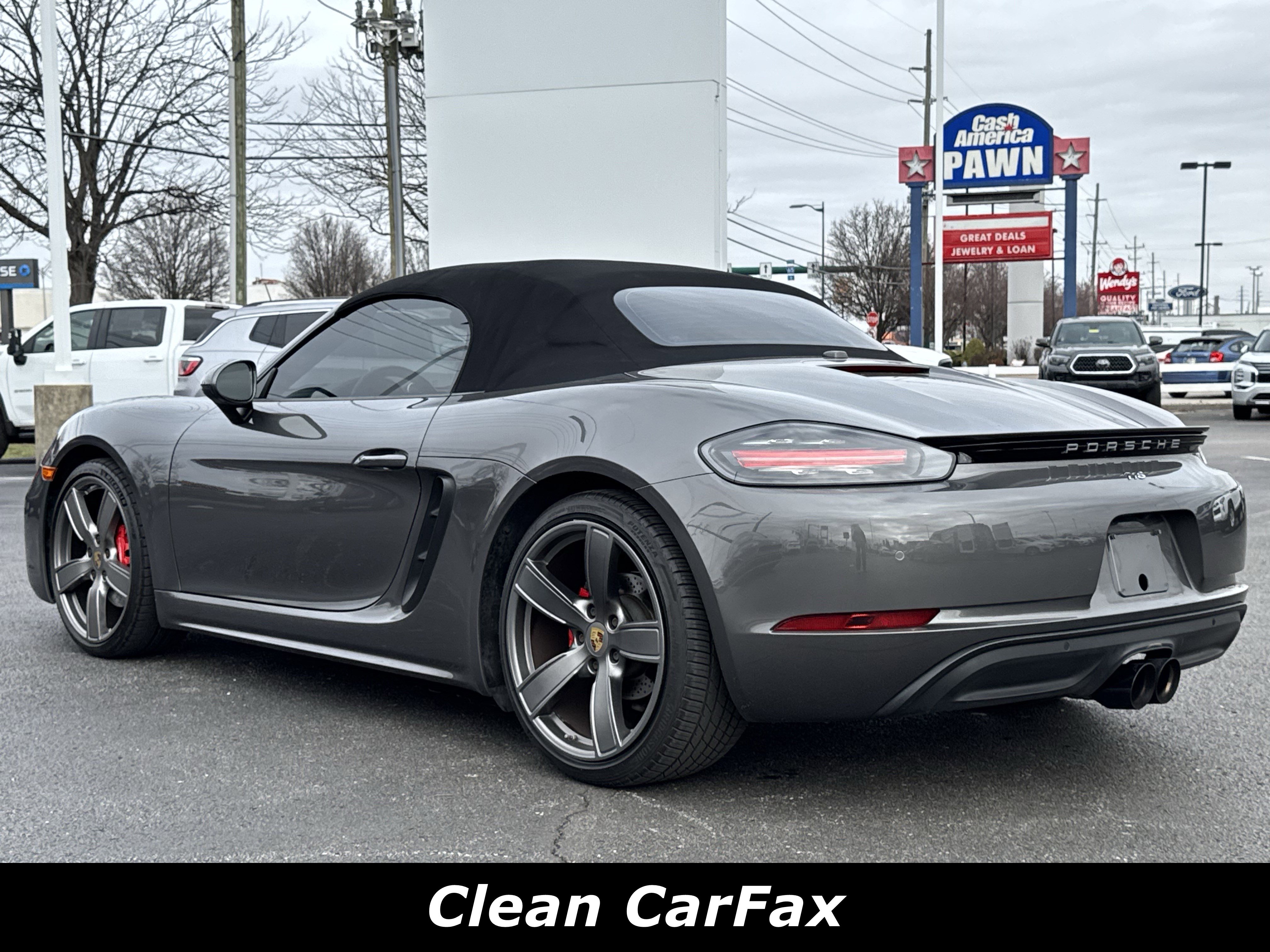 Used 2017 Porsche 718 Boxster S image 2