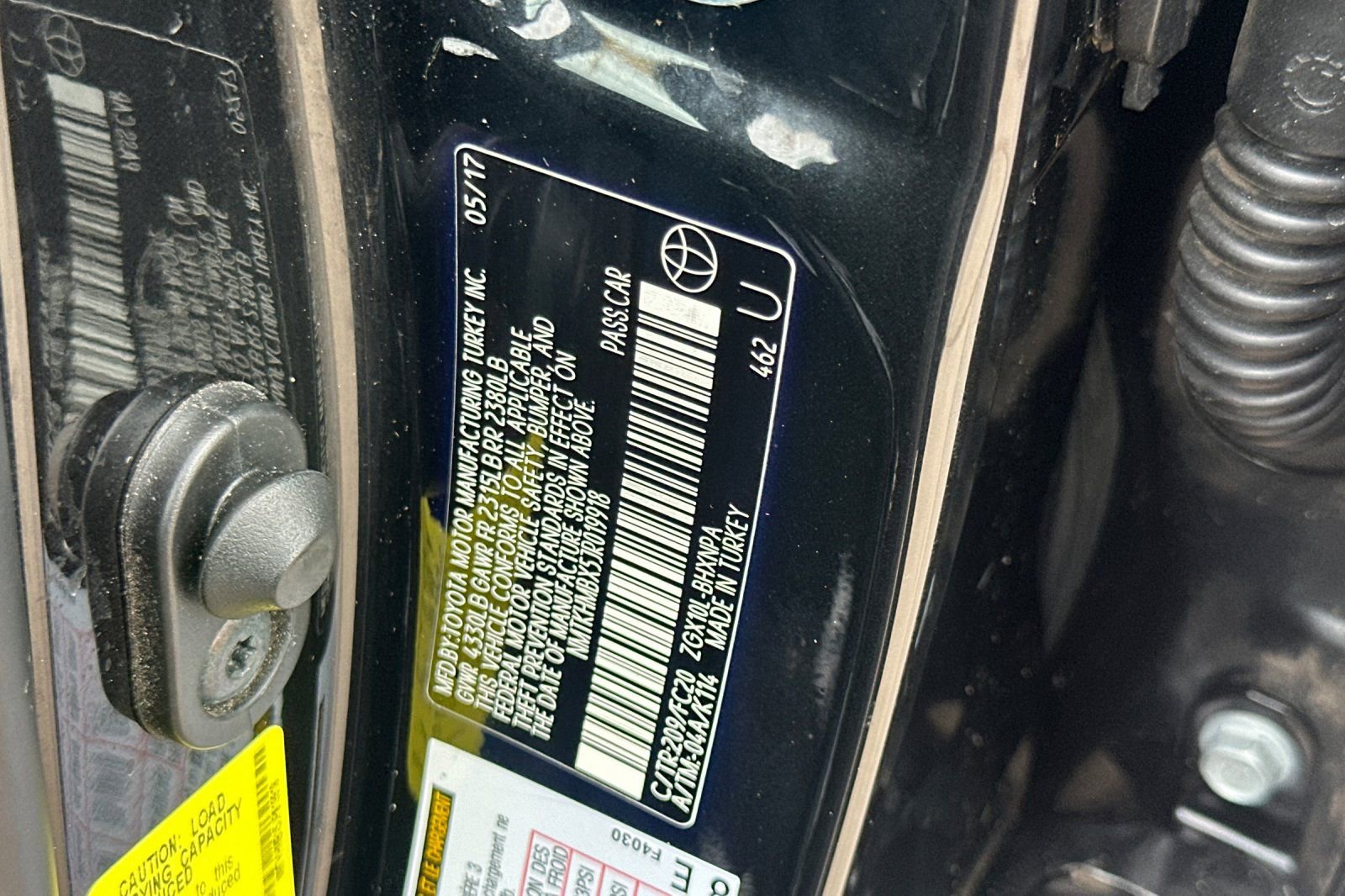 Used 2018 Toyota C-HR XLE FWD image 33