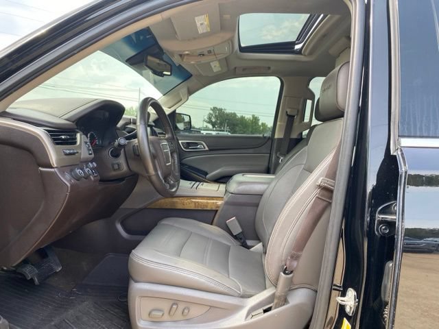 Used 2017 GMC Yukon Denali w/ Open Road Package AWD/4WD image 18