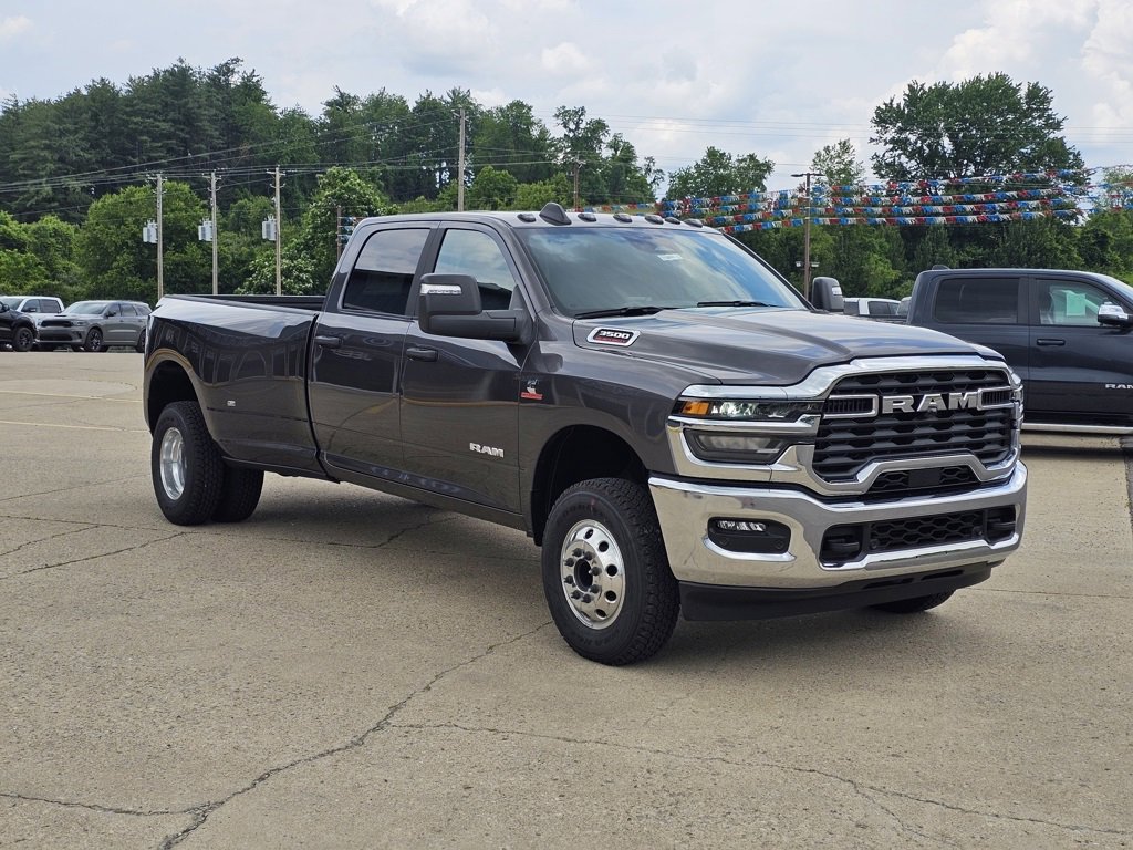 New 2025 RAM 3500 Big Horn image 7