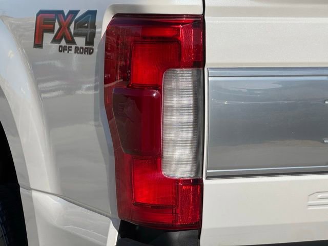 Used 2019 Ford F250 Platinum w/ Platinum Ultimate Package image 17