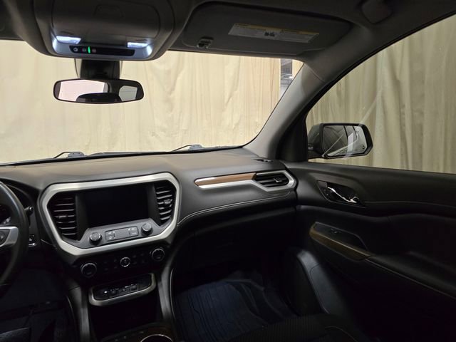Used 2023 GMC Acadia SLE w/ Driver Convenience Package image 32