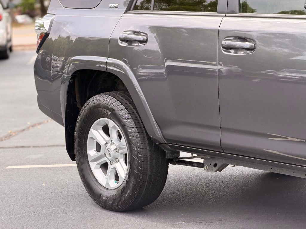 Used 2022 Toyota 4Runner SR5 RWD image 7