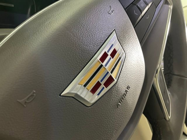 Used 2018 Cadillac XT5 Luxury w/ Driver Awareness Package image 39