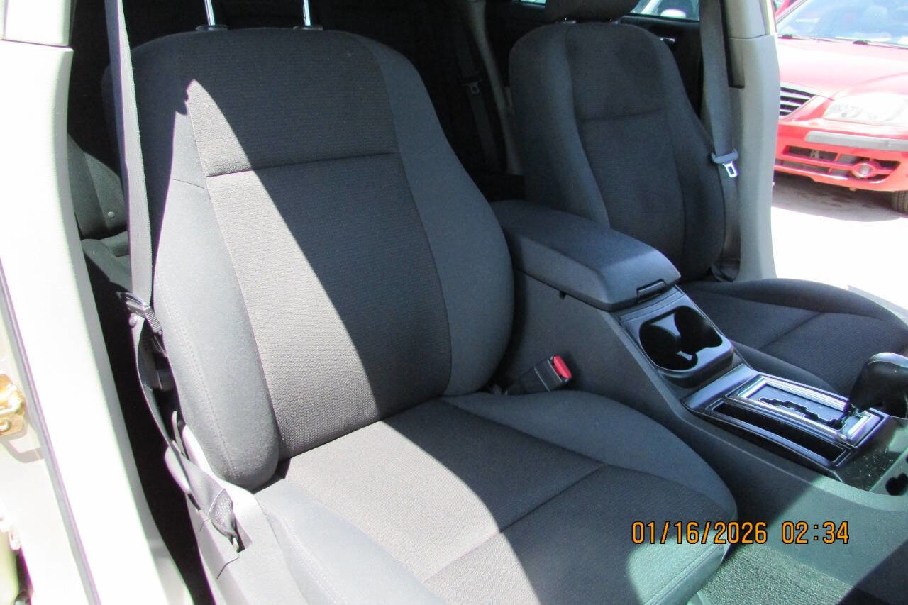 Used 2006 Chrysler 300 w/ Sound Group image 20