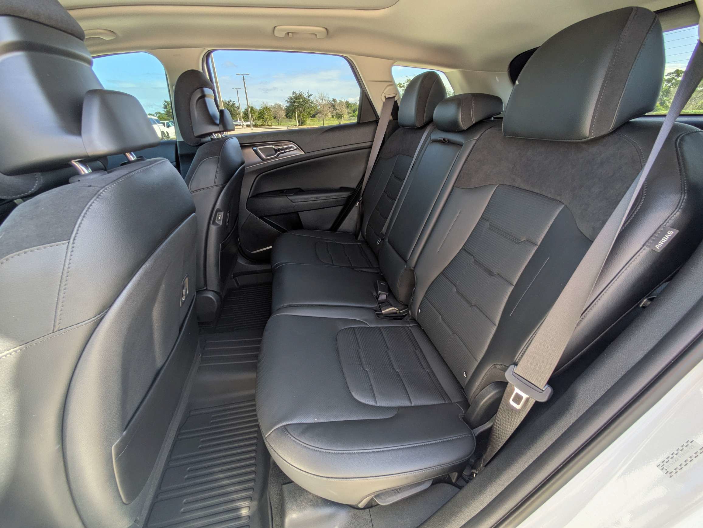 Certified 2026 Kia Sportage SX FWD image 14