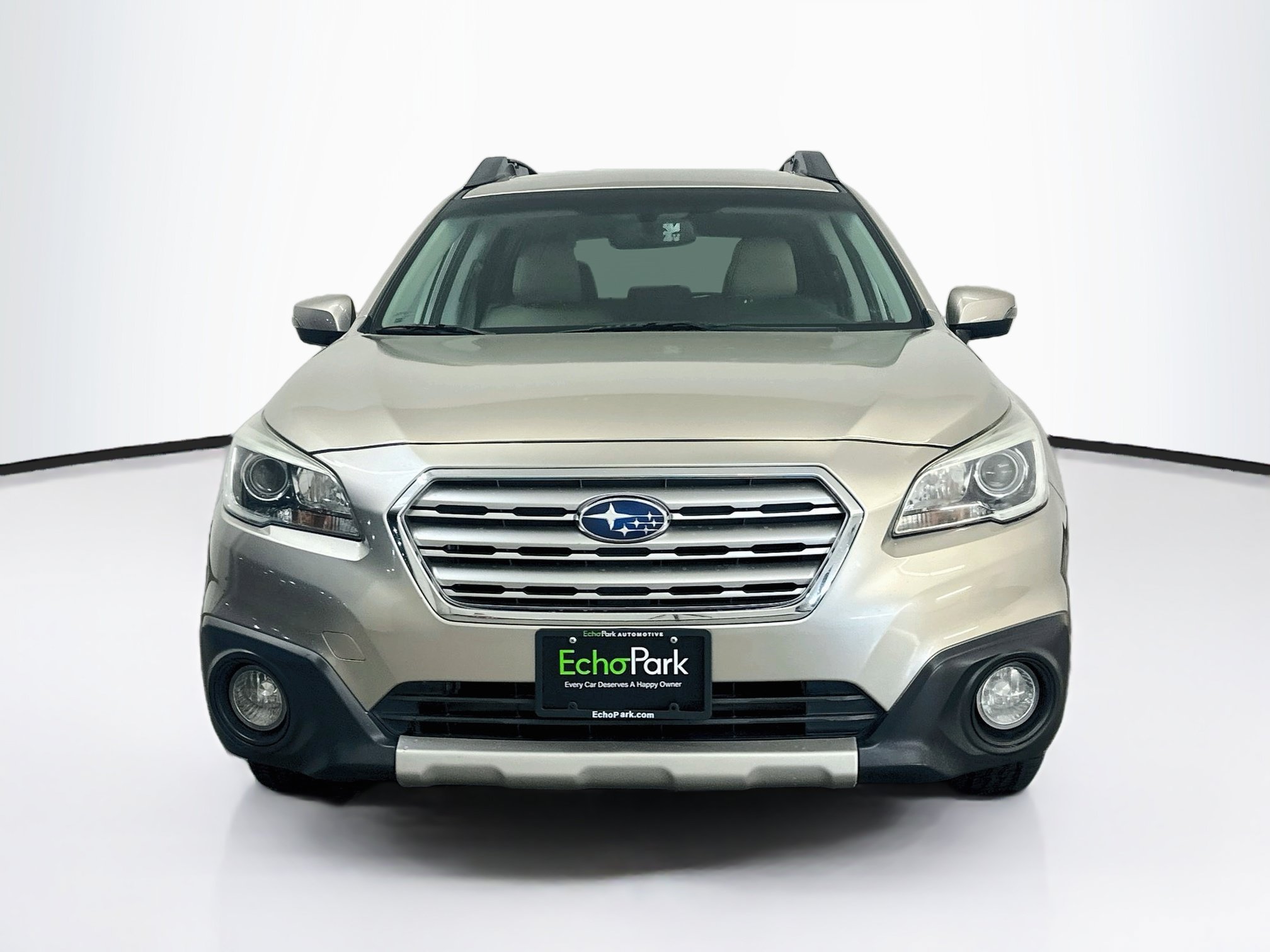 Used 2015 Subaru Outback 3.6R Limited AWD/4WD image 2