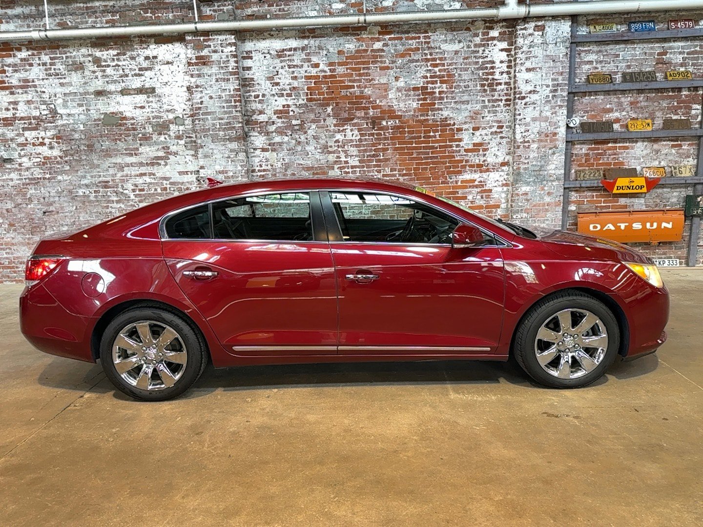 Used 2011 Buick LaCrosse CXS FWD image 2