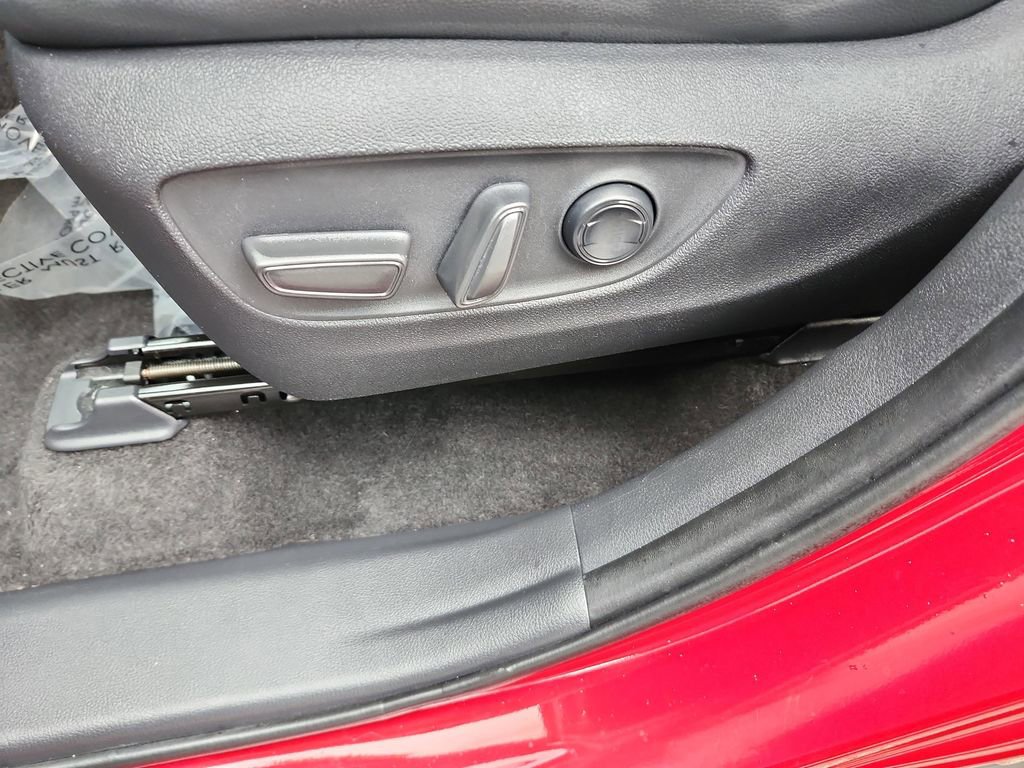 Used 2024 Toyota Grand Highlander XLE image 24