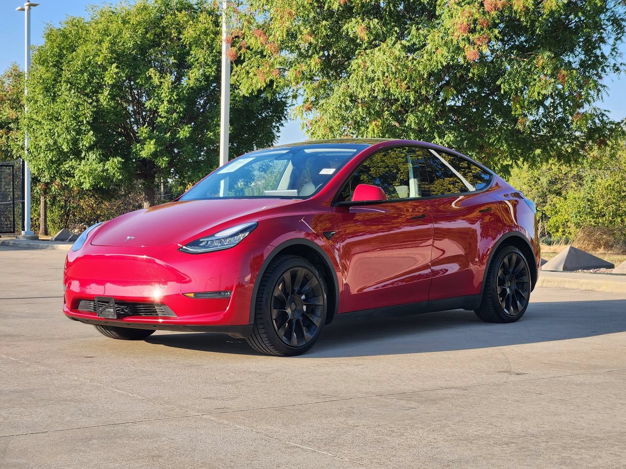 Used 2020 Tesla Model Y Long Range AWD/4WD image 3