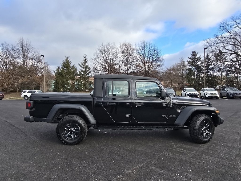 Used 2020 Jeep Gladiator Sport image 14