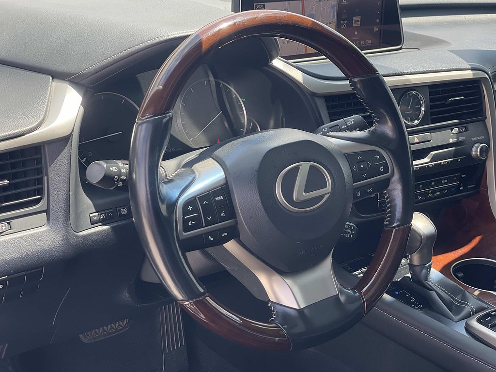 Used 2019 Lexus RX 350L FWD image 4