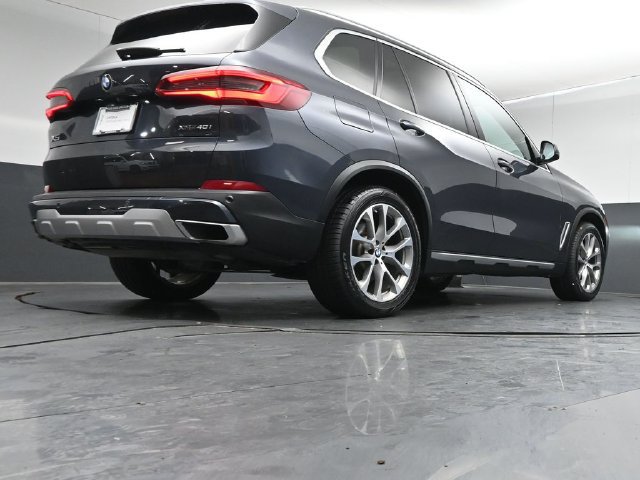 Used 2019 BMW X5 xDrive40i w/ Convenience Package AWD/4WD image 38