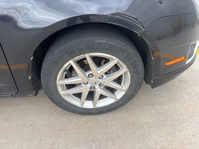 Used 2012 Ford Fusion SEL AWD/4WD image 3