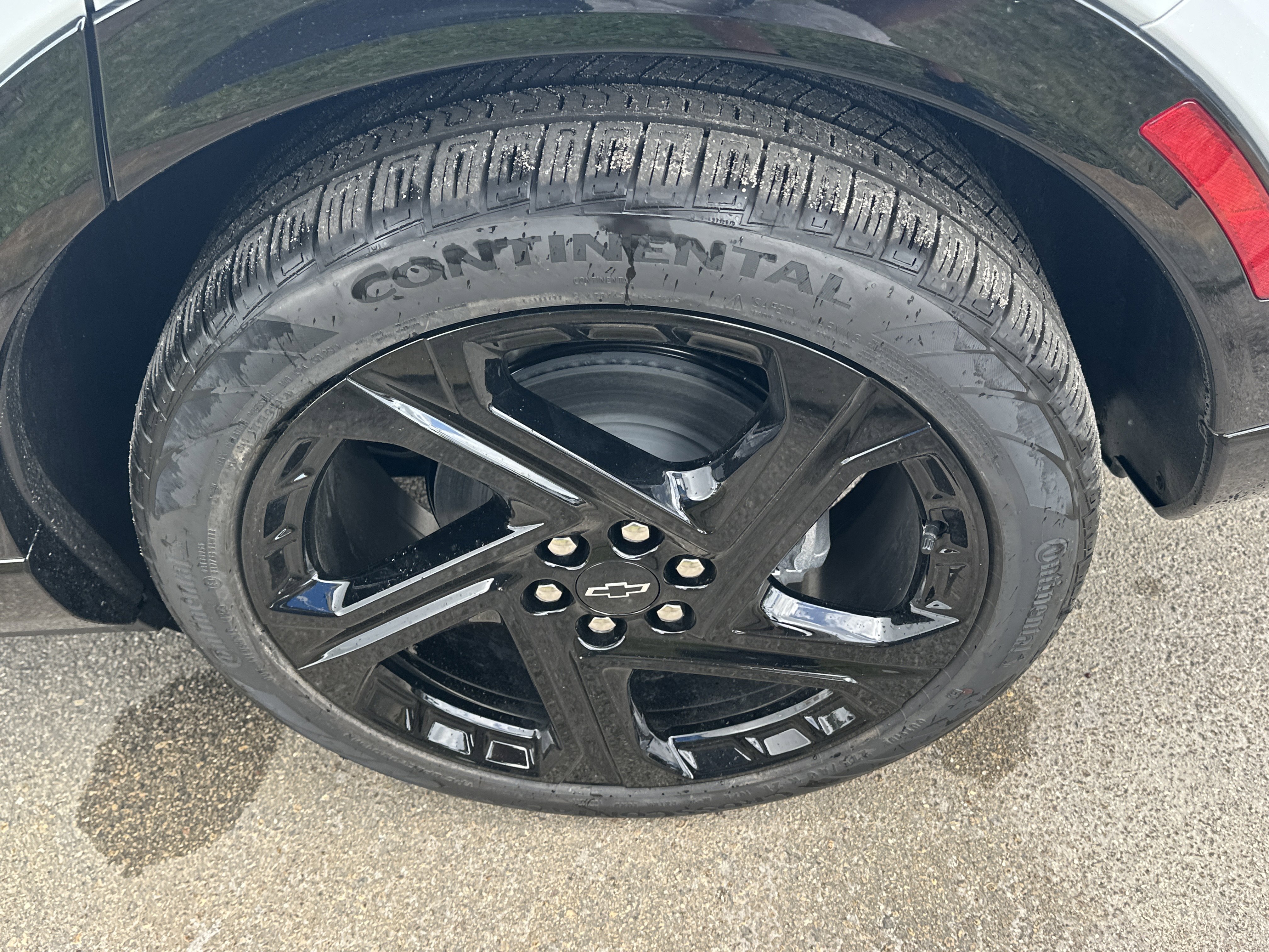 New 2026 Chevrolet Equinox EV RS image 11