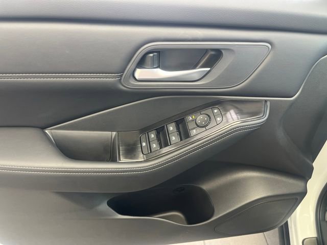 New 2026 Nissan Rogue SV image 14