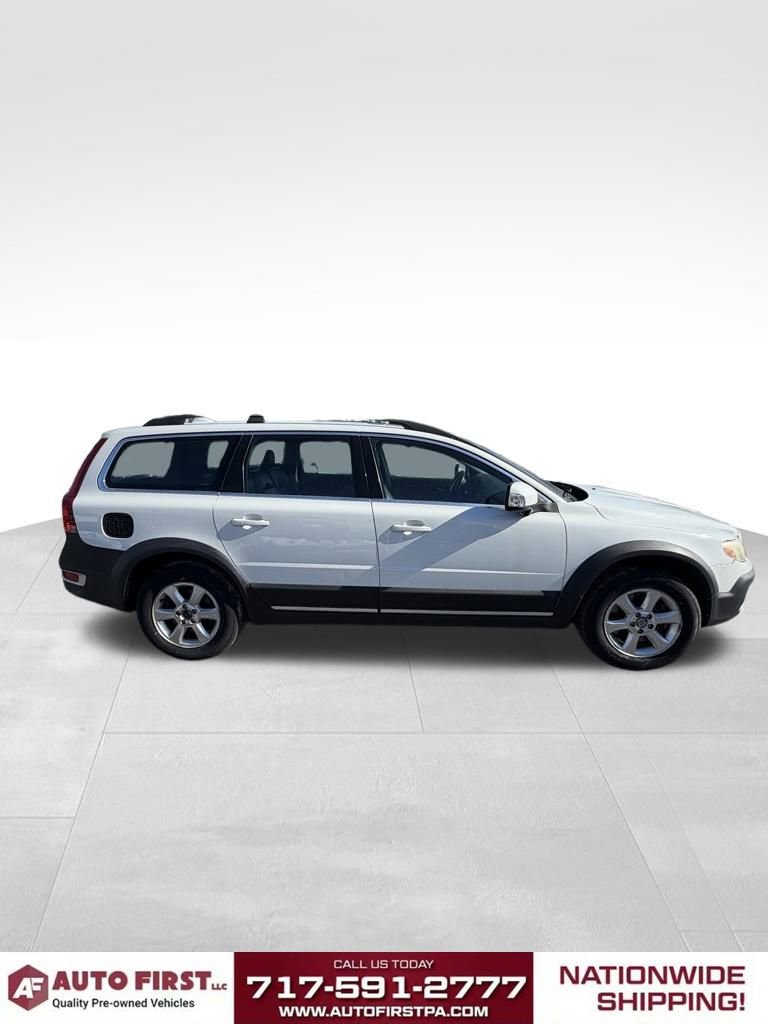 Used 2010 Volvo XC70 3.2 image 2