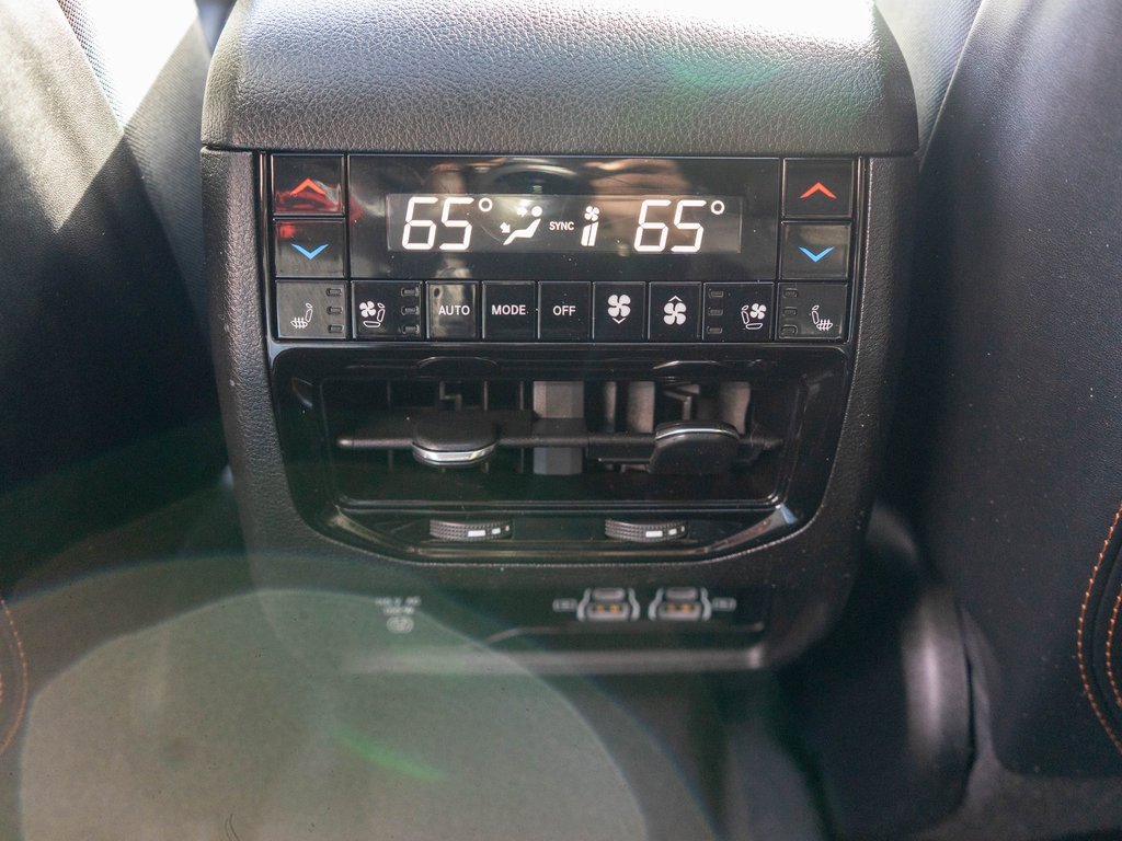 Used 2021 Jeep Grand Cherokee L Summit image 15