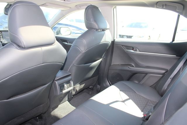 Used 2023 Toyota Camry XSE image 9