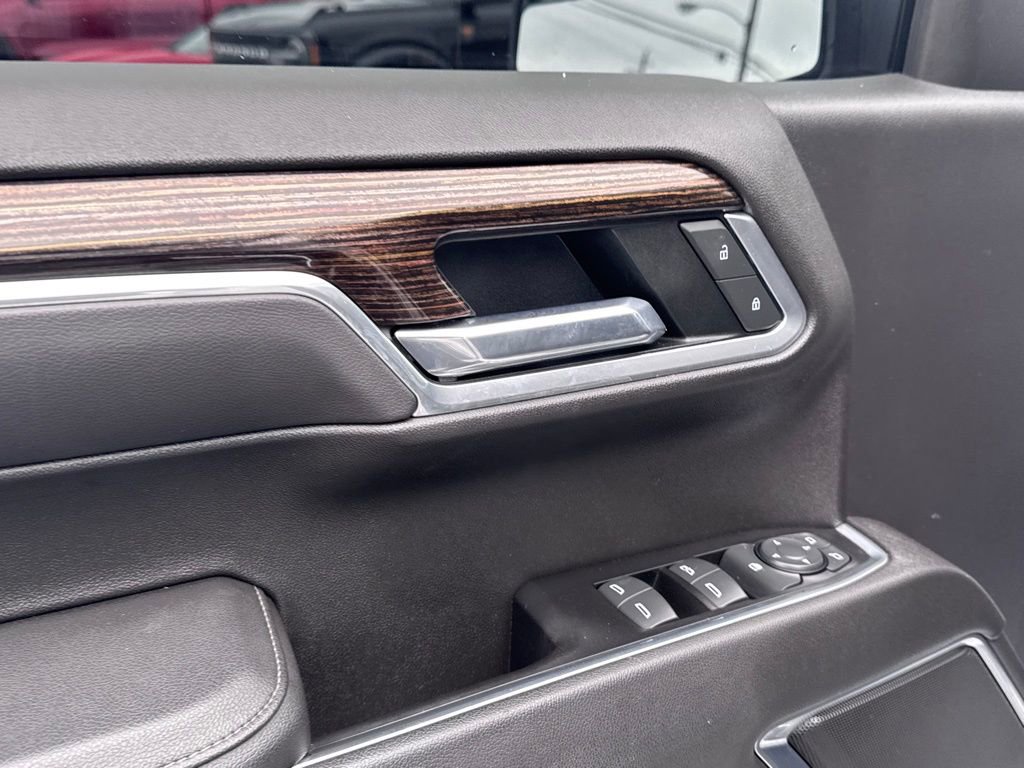 Used 2022 GMC Sierra 1500 SLE image 12