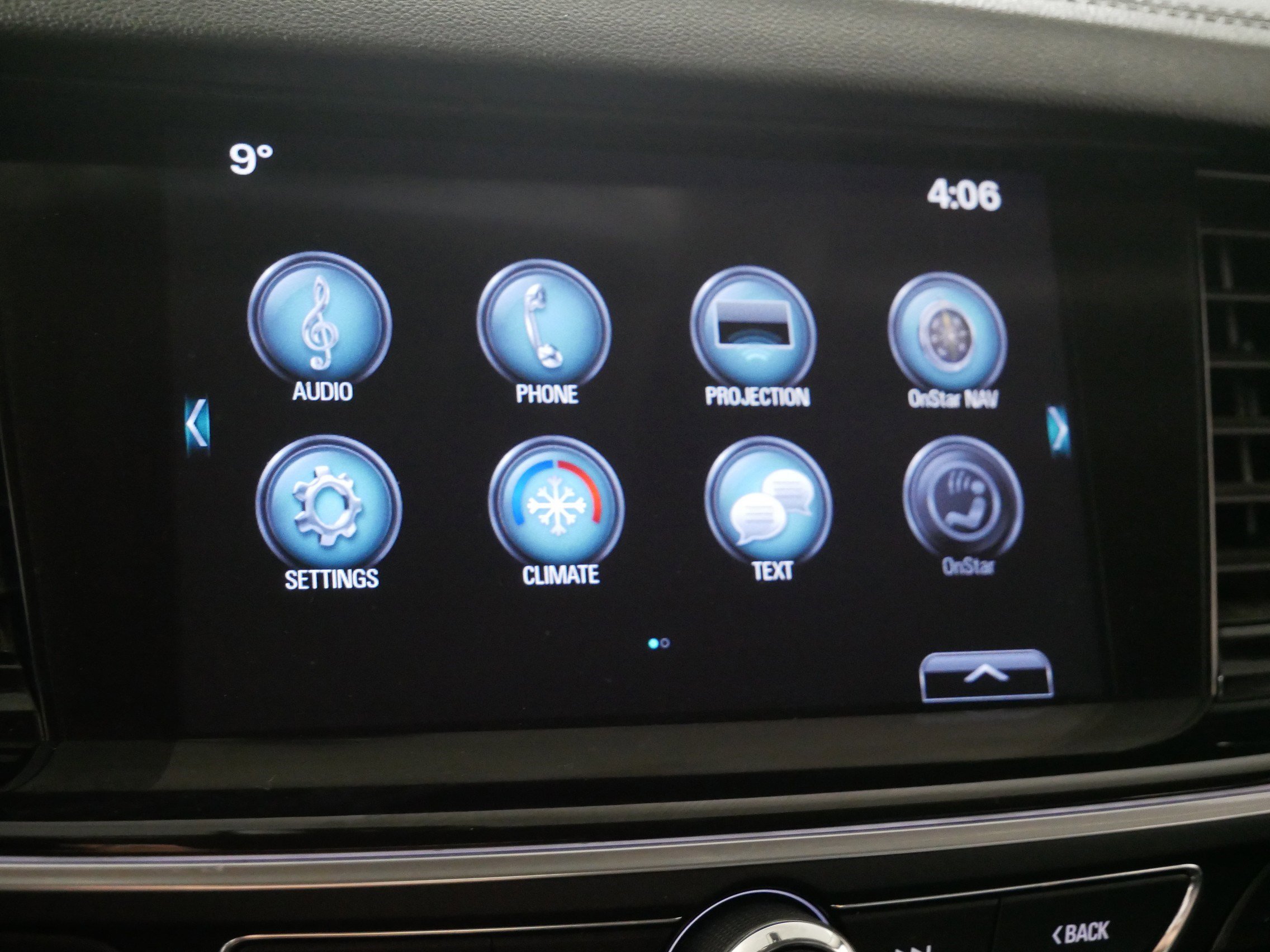 Used 2018 Buick Regal Essence image 32