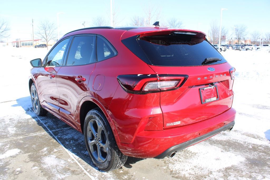 Used 2023 Ford Escape ST-Line Select w/ Tech Pack #2 image 5