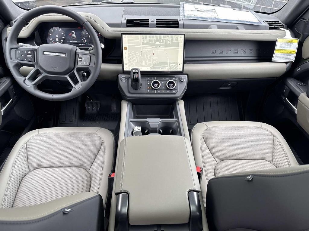 New 2026 Land Rover Defender 110 X-Dynamic SE image 17