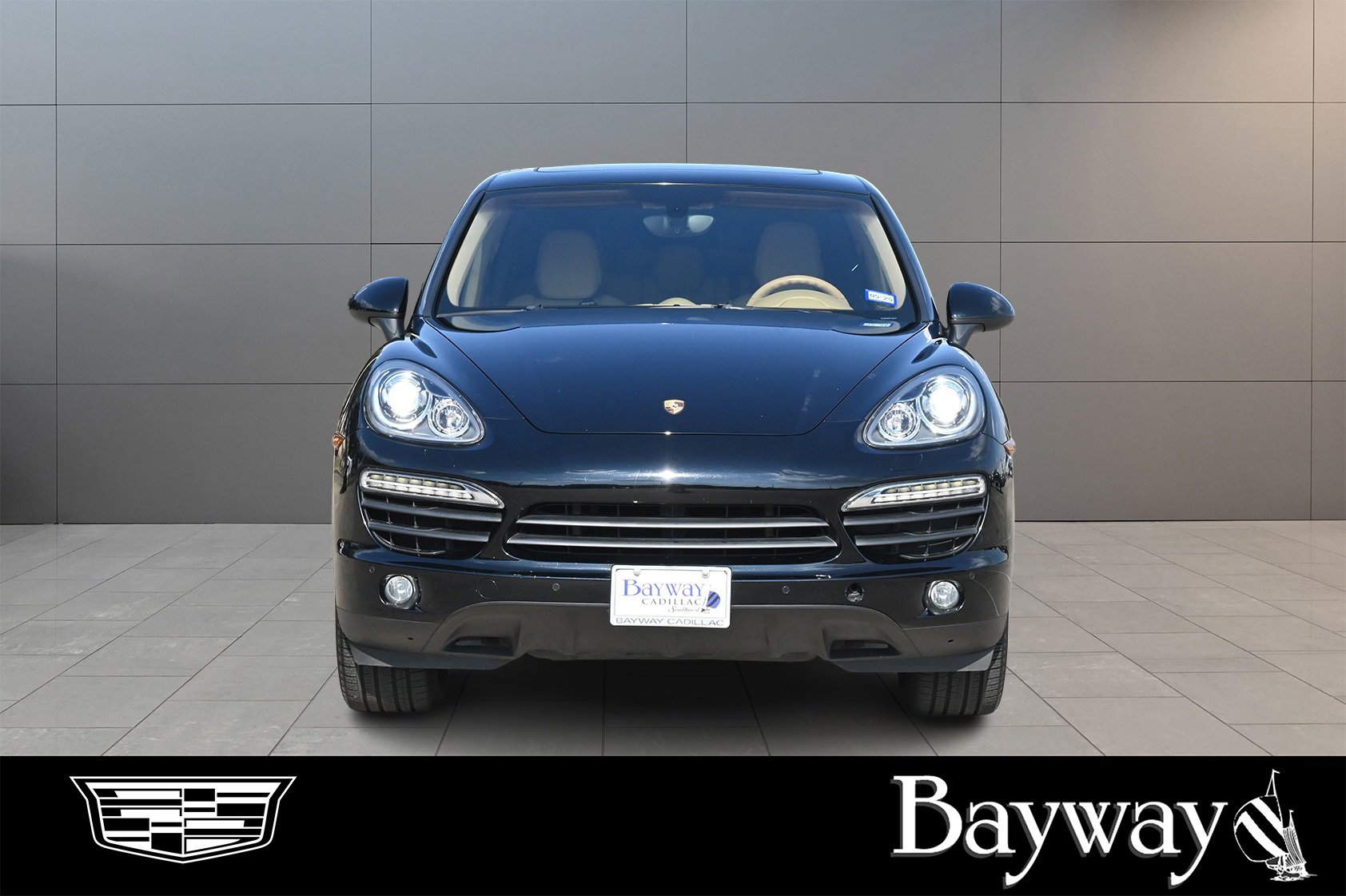 Used 2013 Porsche Cayenne S image 2