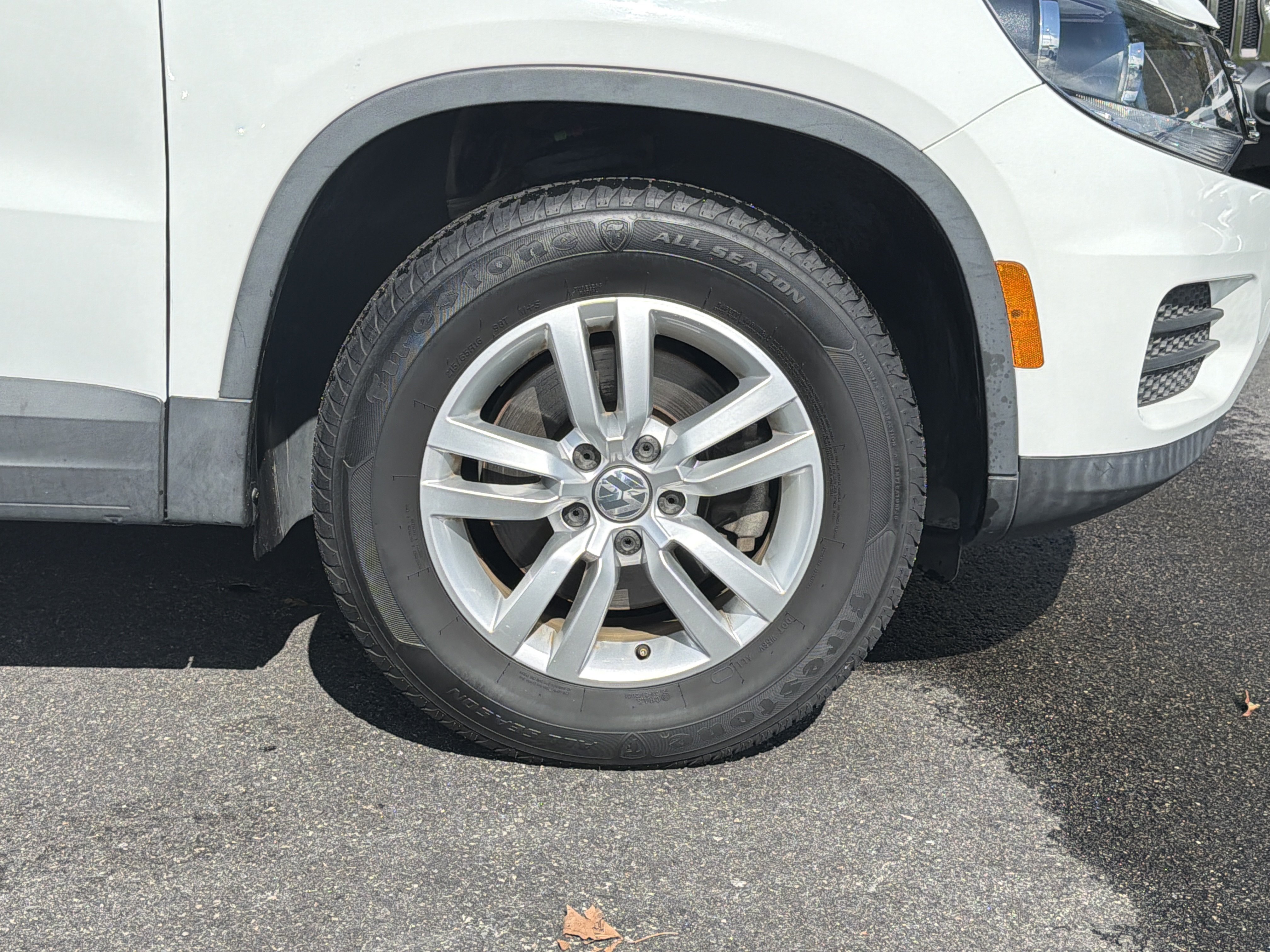 Used 2017 Volkswagen Tiguan S AWD/4WD image 13