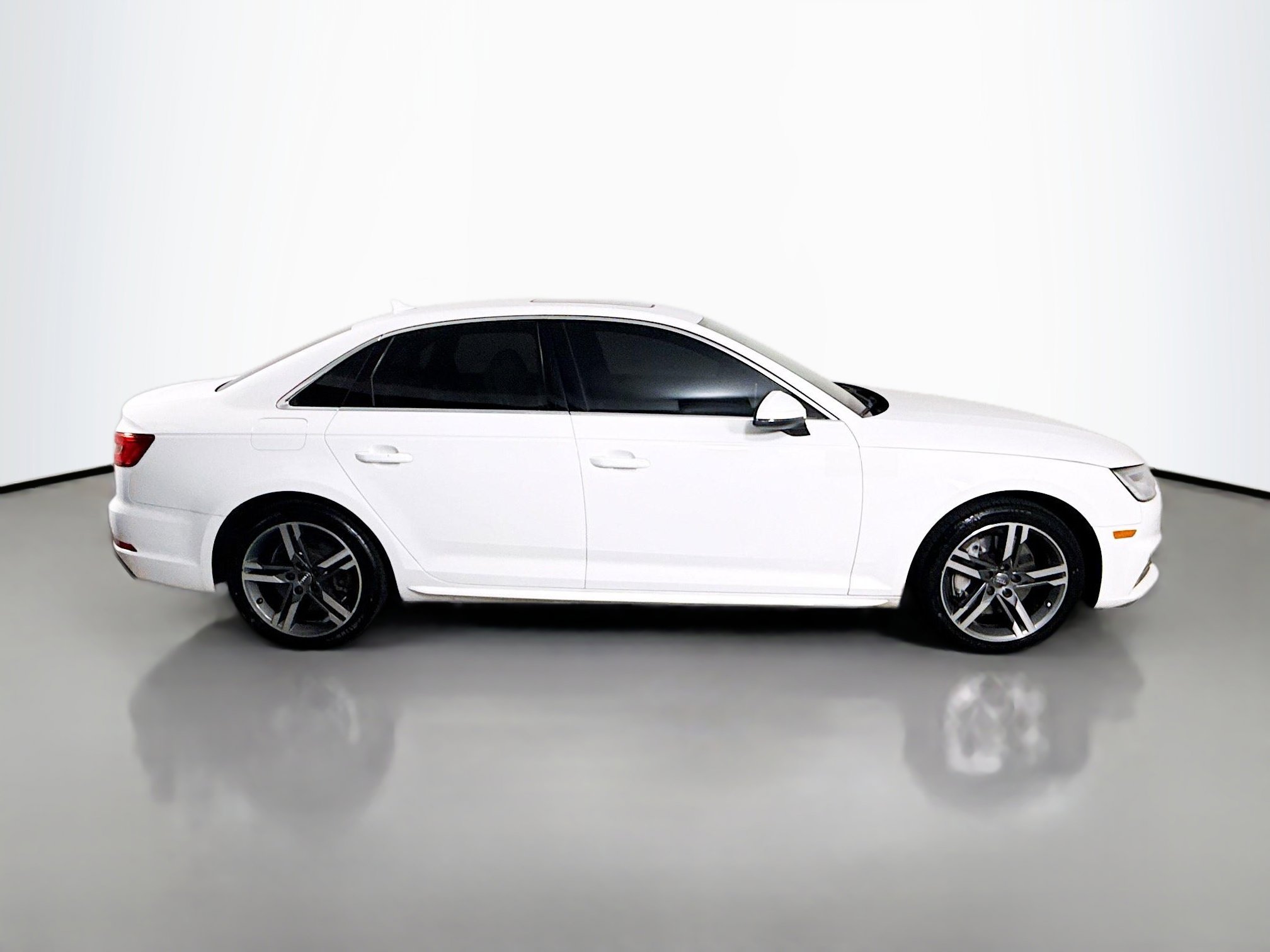 Used 2017 Audi A4 2.0T Premium Plus w/ Premium Plus Package image 11