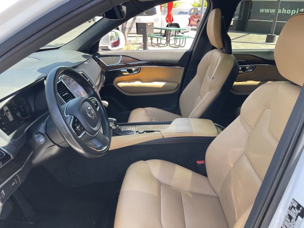 Used 2017 Volvo XC90 T6 Momentum w/ Vision Package AWD/4WD image 20