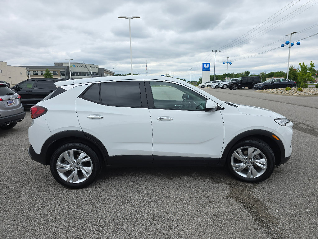 Used 2024 Buick Encore GX Preferred FWD image 7