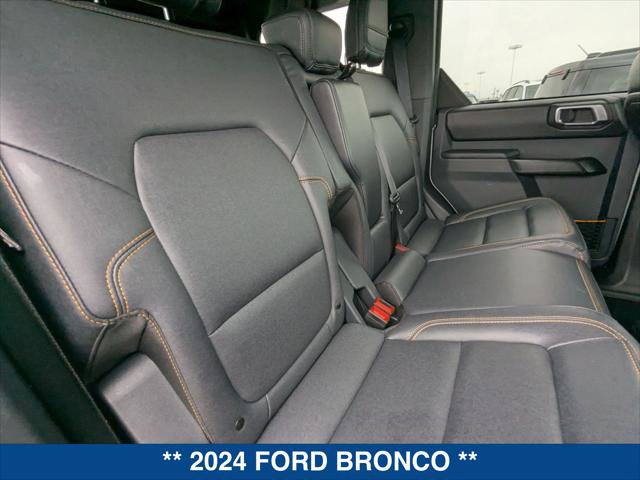 Certified 2024 Ford Bronco Badlands AWD/4WD image 22