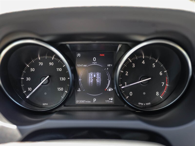 Used 2018 Land Rover Range Rover Evoque SE Dynamic AWD/4WD image 27