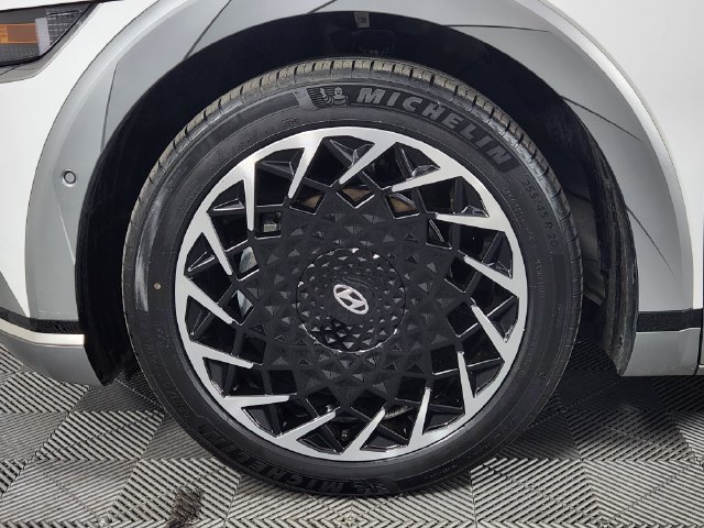 Certified 2024 Hyundai Ioniq 5 Limited AWD/4WD image 20