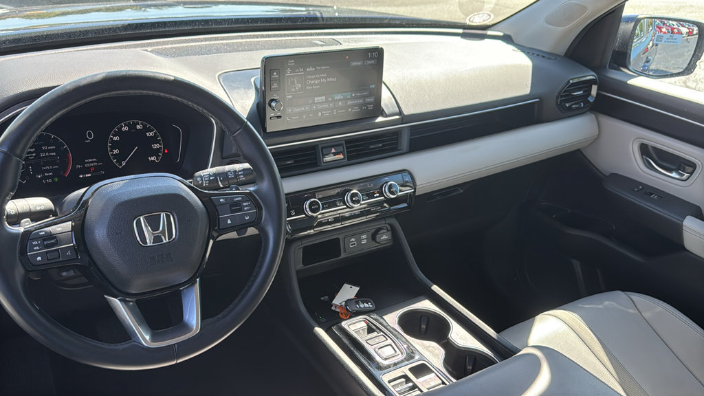 Certified 2025 Honda Pilot EX-L image 12