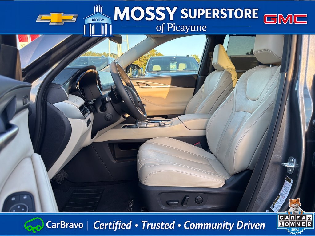 Used 2024 INFINITI QX60 Luxe w/ Performance Audio Package FWD image 12