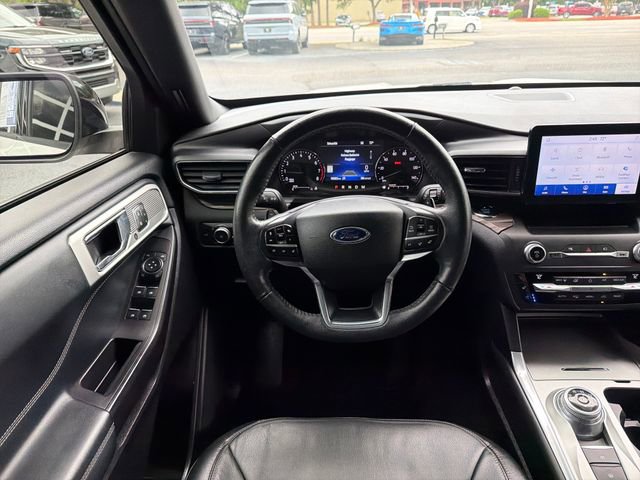 Used 2020 Ford Explorer Limited RWD image 16