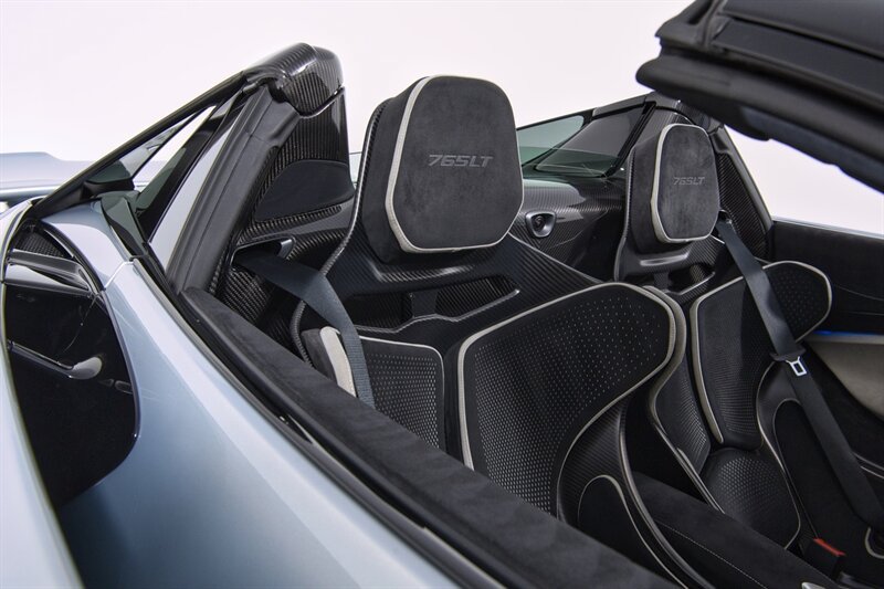 Used 2022 McLaren 765LT RWD image 34