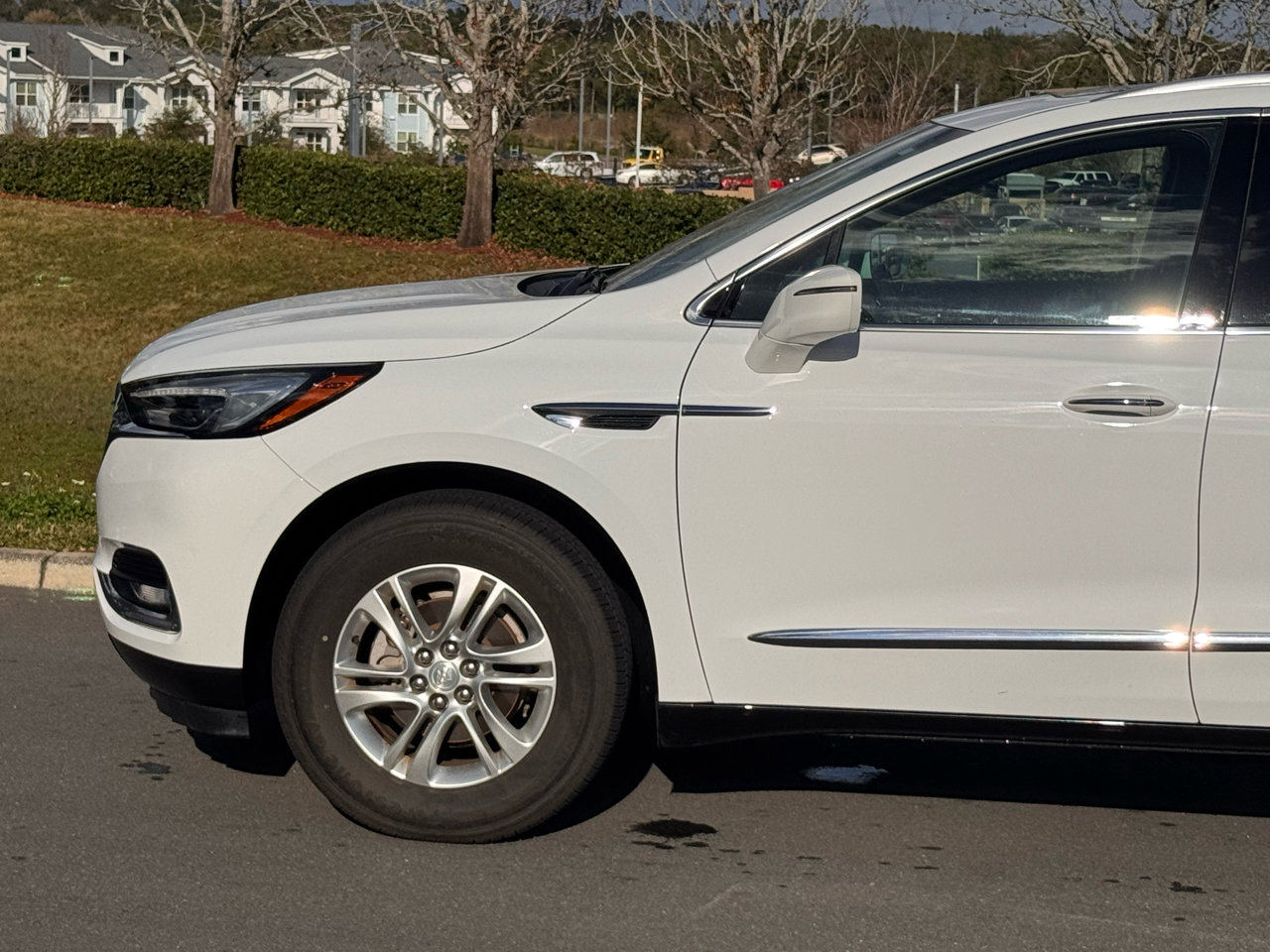 Used 2019 Buick Enclave Essence image 7