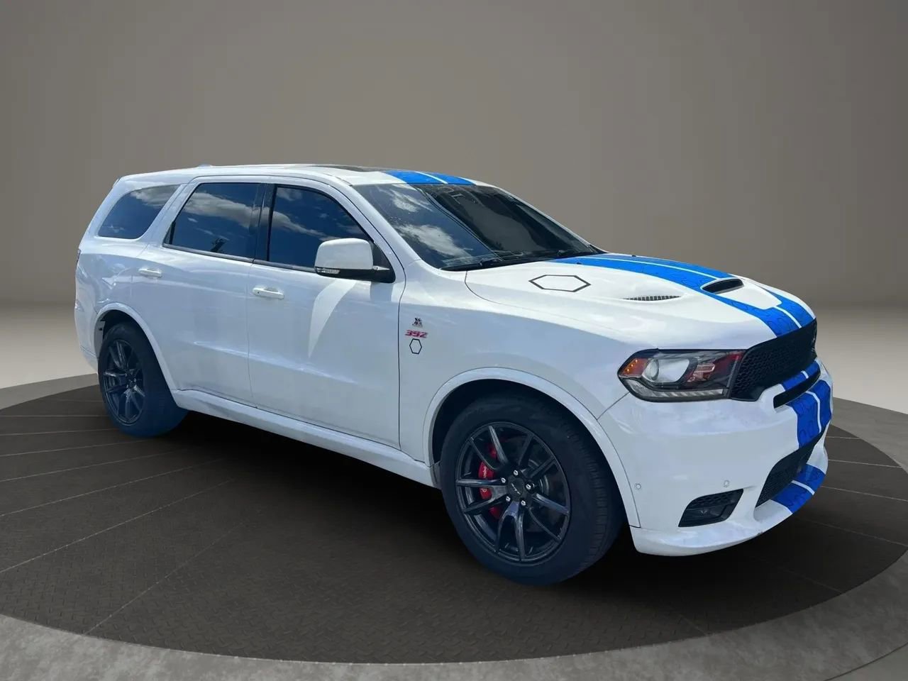 Used 2020 Dodge Durango SRT w/ Premium Interior Group AWD/4WD image 3