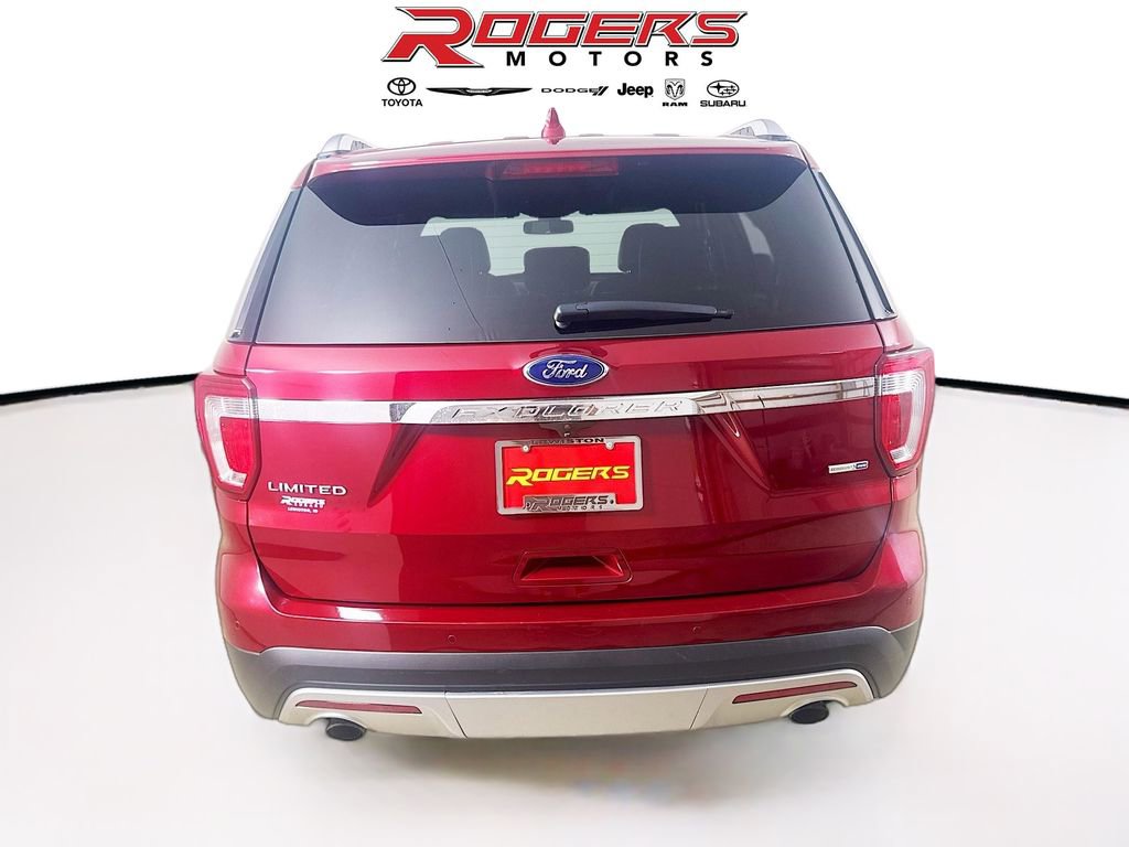 Used 2017 Ford Explorer Limited w/ Equipment Group 301A image 7