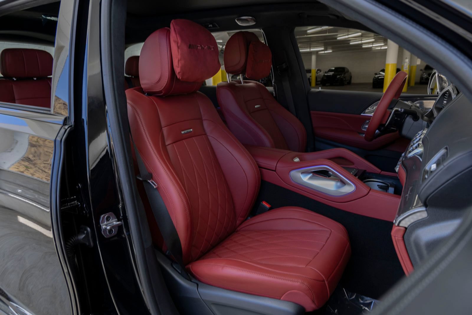 New 2026 Mercedes-Benz GLS 63 AMG 4MATIC image 27