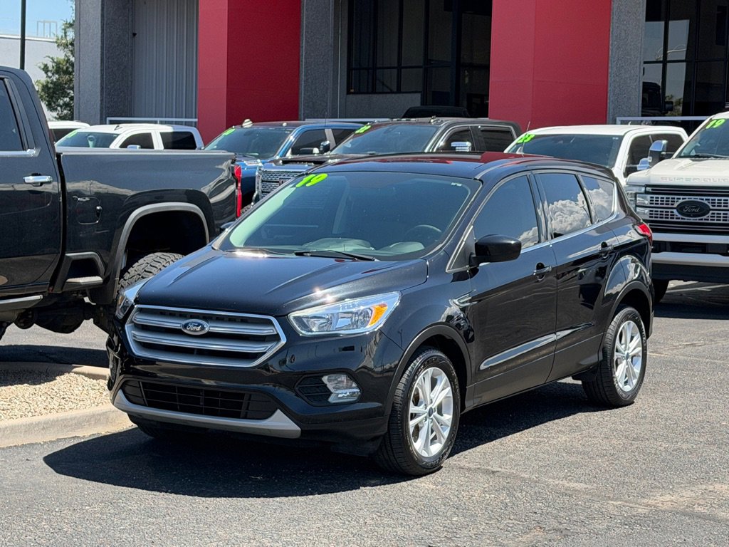 Used 2019 Ford Escape SE AWD/4WD image 1