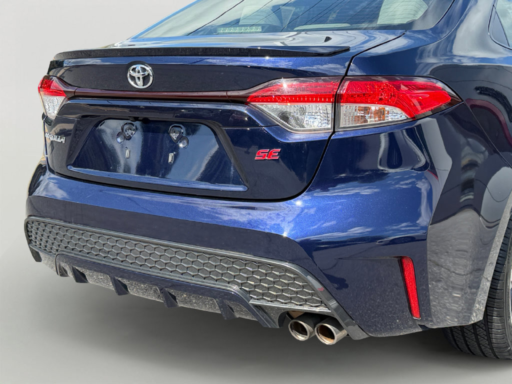 Used 2021 Toyota Corolla SE w/ SE Premium Package FWD image 10