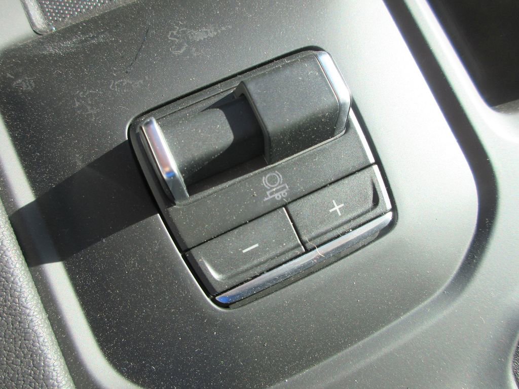 New 2026 GMC Sierra 3500 AT4 w/ AT4 Premium Plus Package AWD/4WD image 21